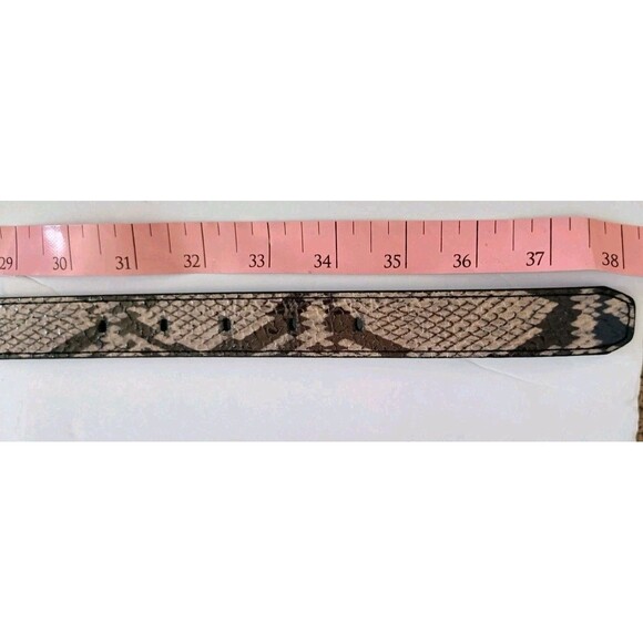 Nine West Reversible Belt Womens Size Small Snake Skin Faux Leather New - Picture 3 of 11